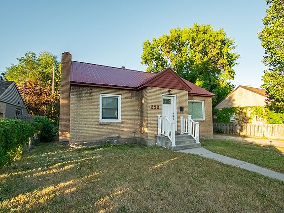 2nd image of 252 E 1000 N