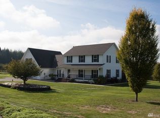 3541 Aldergrove Rd, Ferndale, WA 98248