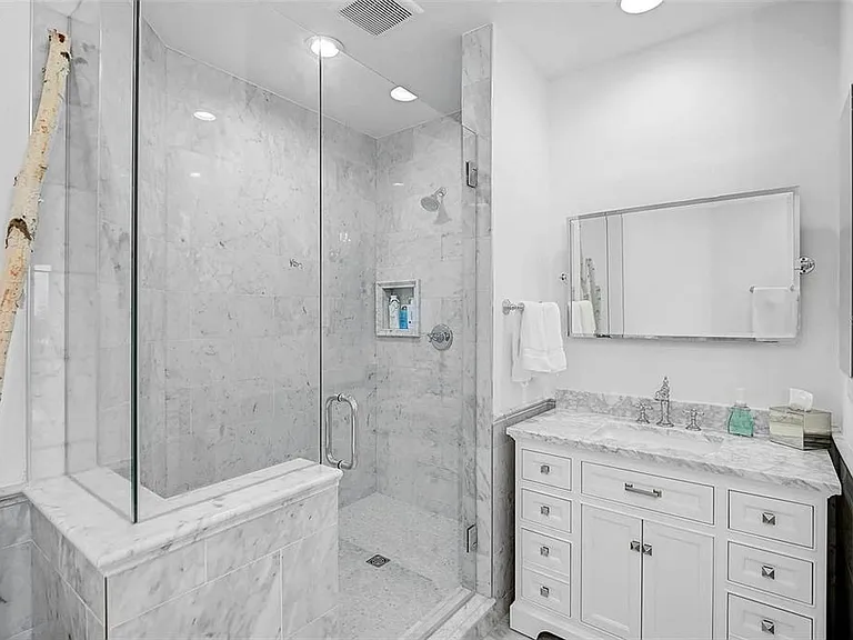 409 N Point Rd #802 — Photo 22