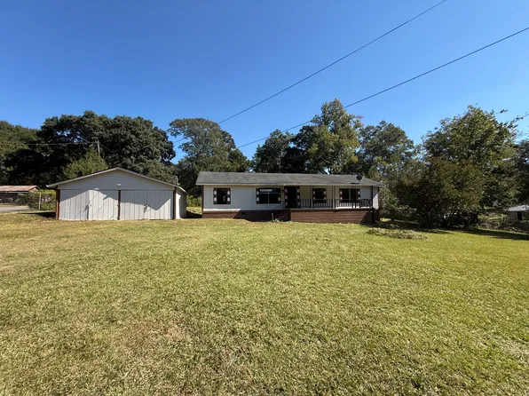 128 4th St SW, Milledgeville, GA 31061