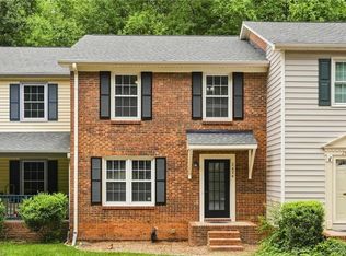 2424 Cottage Pl, Greensboro, NC 27455