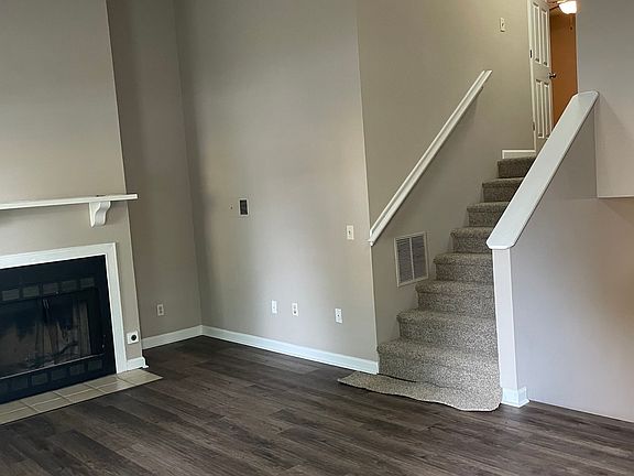 3rd image of 1918 Cheatham Woods Dr SW