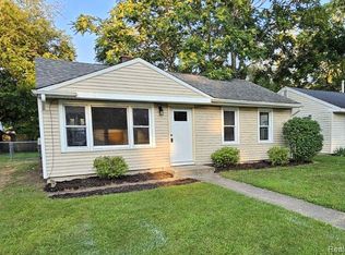 28 Lamora Ave, Battle Creek, MI 49037