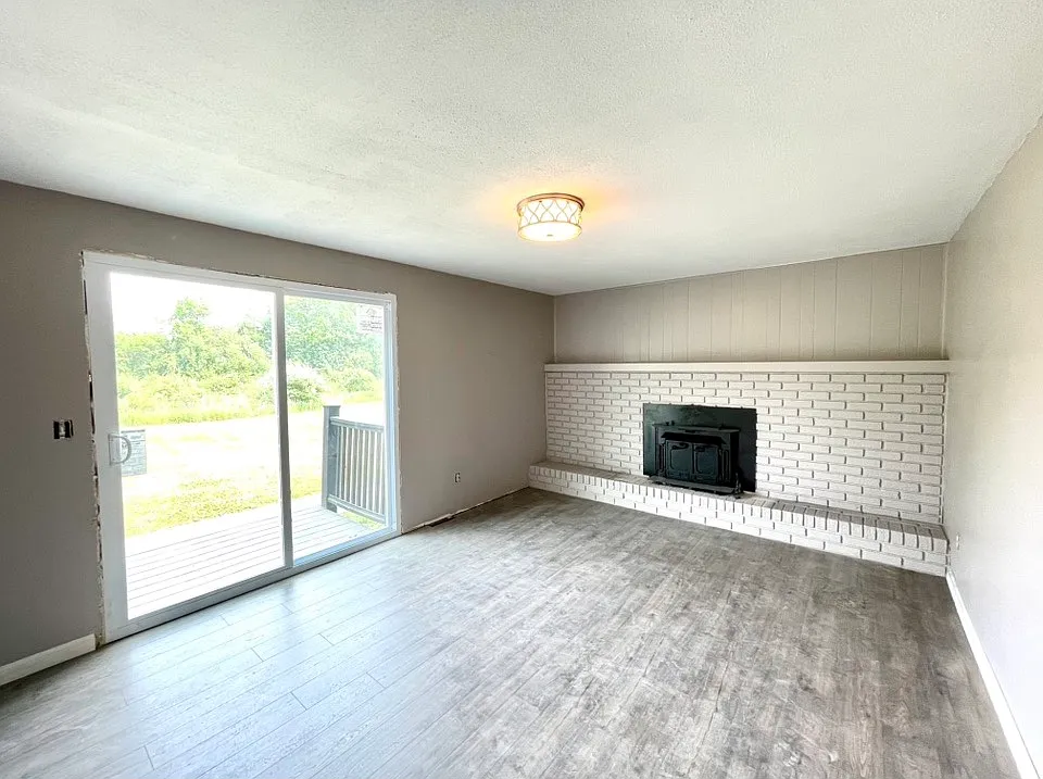 3 bed, 1519 sqft, $2,650 — Photo 3
