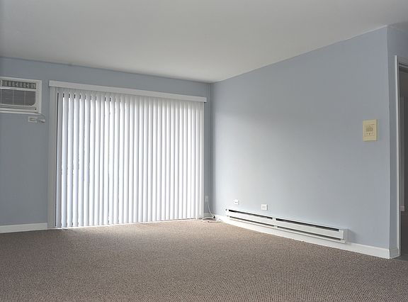 4th image of 11818 S Komensky Ave APT 104