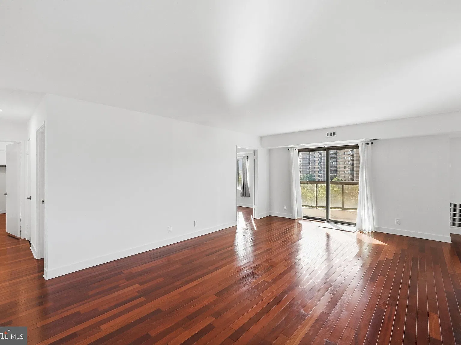 The Rotonda Condo — Photo 4