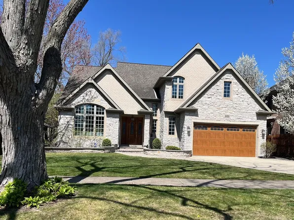 1034 Greenwood Ave, Deerfield, IL 60015