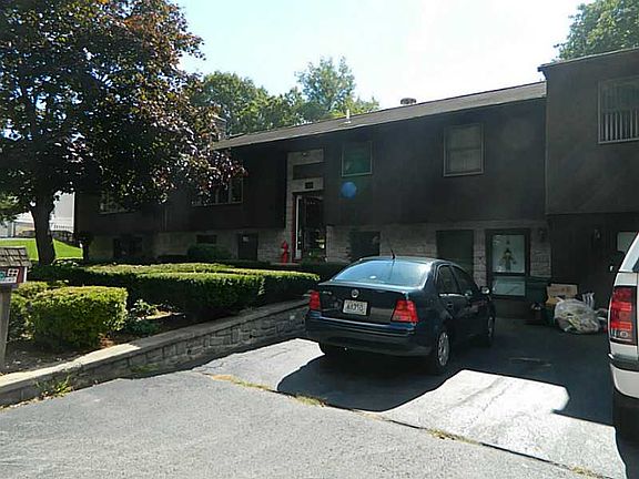 4th image of 23 Flanders Dr