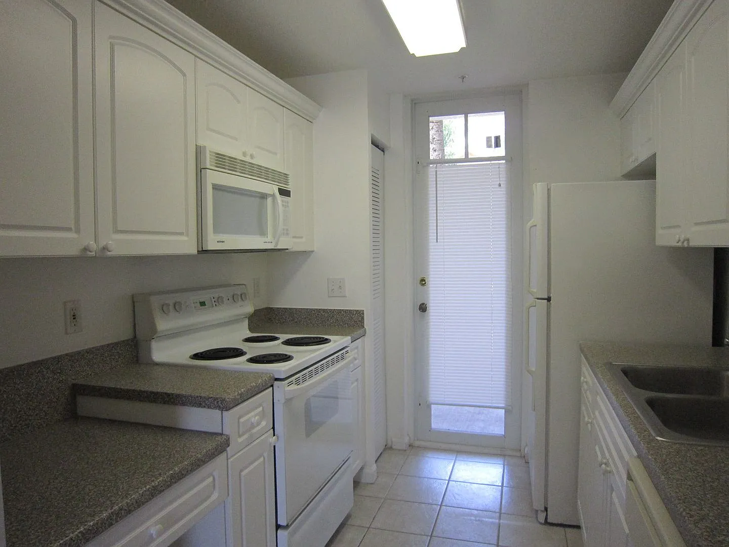 Abacoa 4812 Cental Blvd #15 — Photo 2