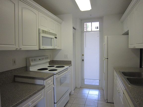 4th image of 4812 S Central Blvd APT 15