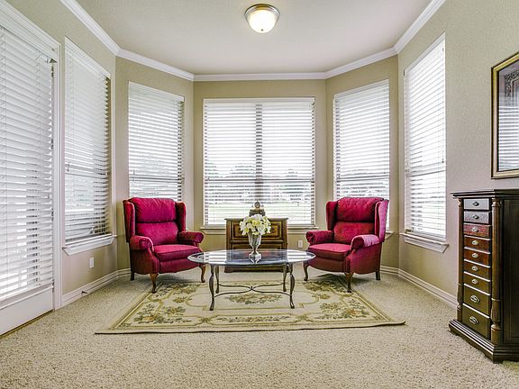 4th image of 2020 Molton Ct