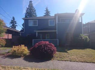 3444 W Viewmont Way W, Seattle, WA 98199