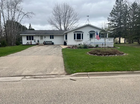 441 N Mill St, Suring, WI 54174