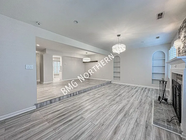 7450 Adams Park Ct — Photo 3