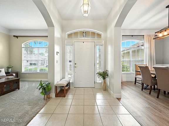 5th image of 12002 GRAND LAKES Drive