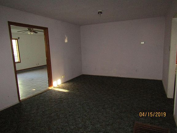 2nd image of 1511 Avenue E