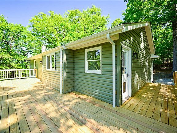 3rd image of 291 River View Dr