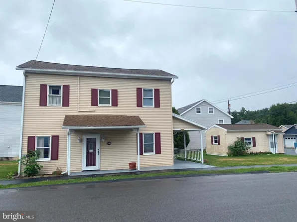 300 Mill St, Milesburg, PA 16853
