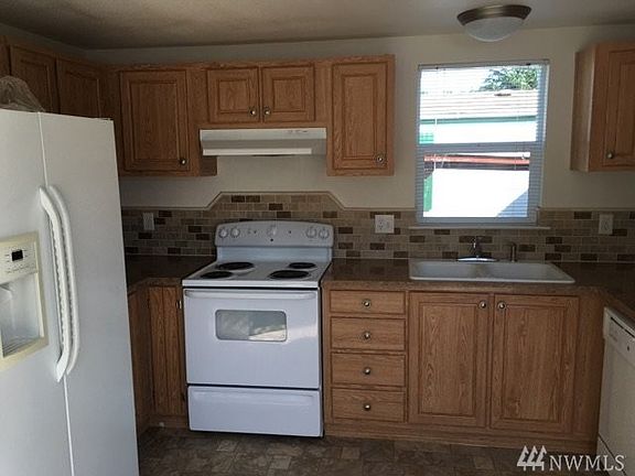 5th image of 5629 112th Avenue Ct E