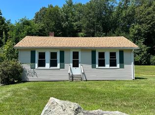 9 W Farms Rd, Northampton, MA 01062