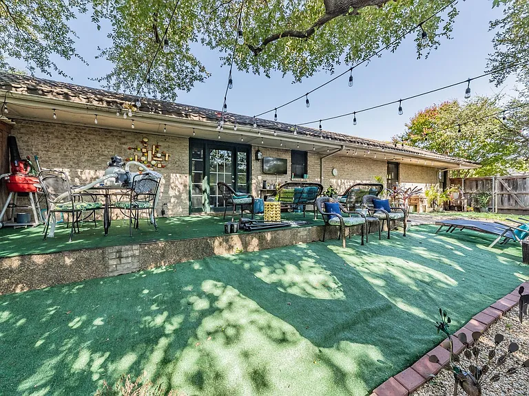 4601 Ranch View Rd — Photo 37