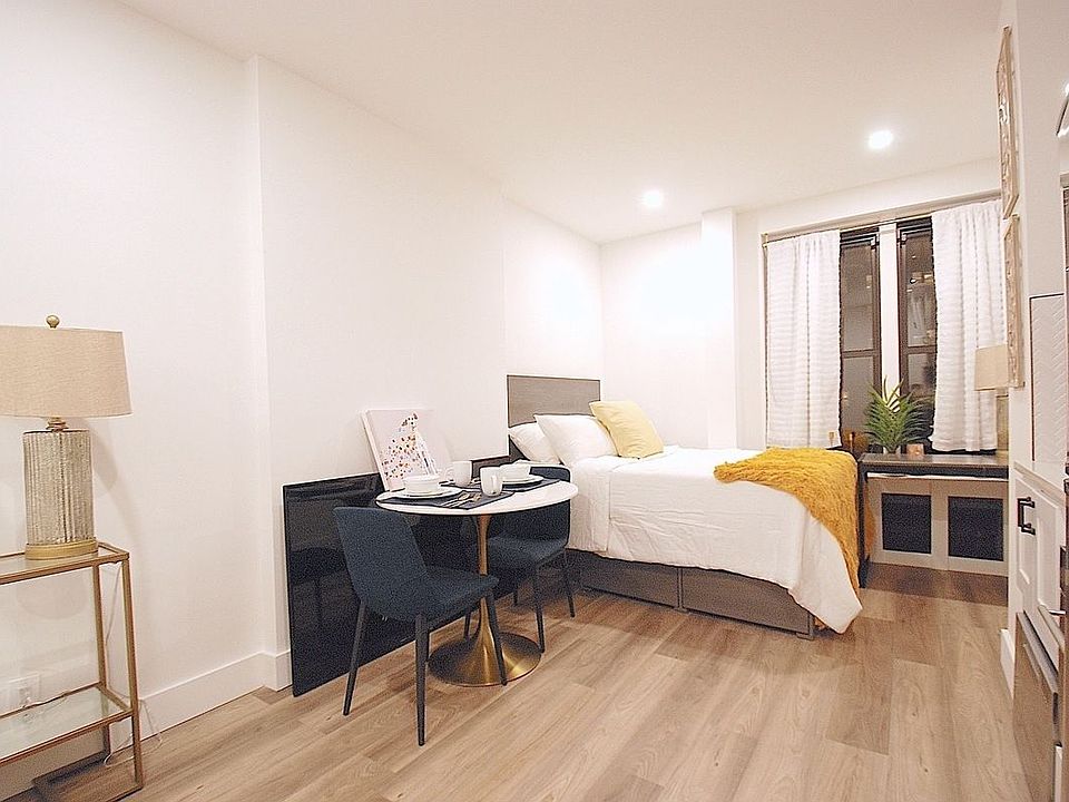2nd image of 2785 Broadway APT 5C