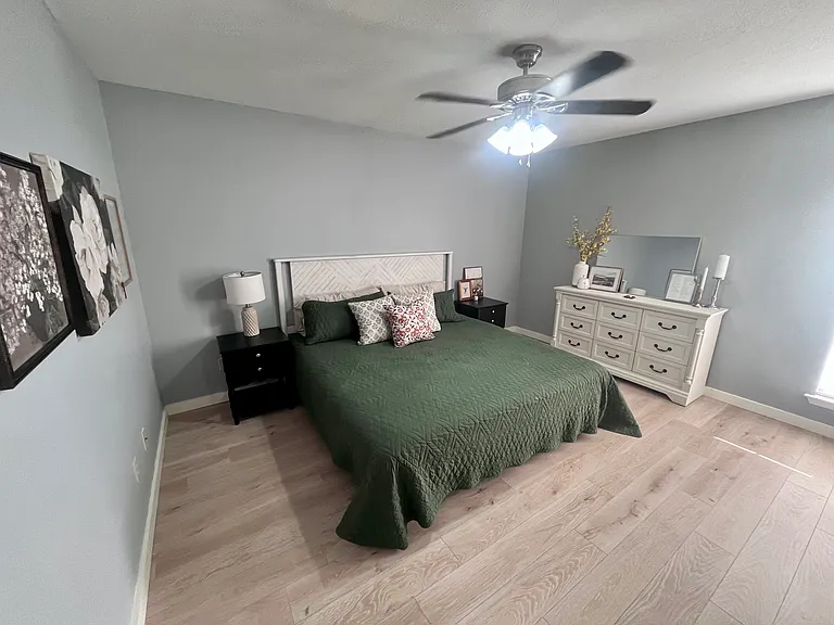 2800 Longmire Dr #3 — Photo 11