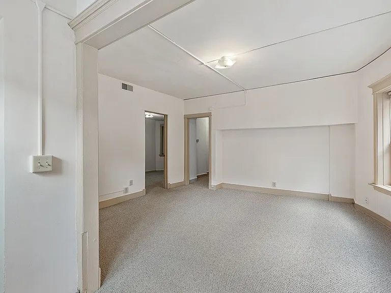 2311 W Wisconsin Ave #9 — Photo 7