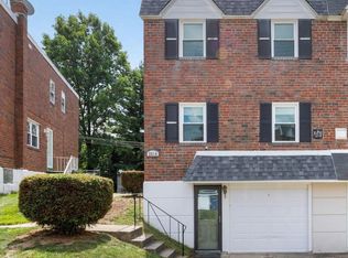 2614 Taunton St, Philadelphia, PA 19152