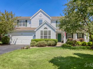 240 Mulrany Pl, Grayslake, IL 60030