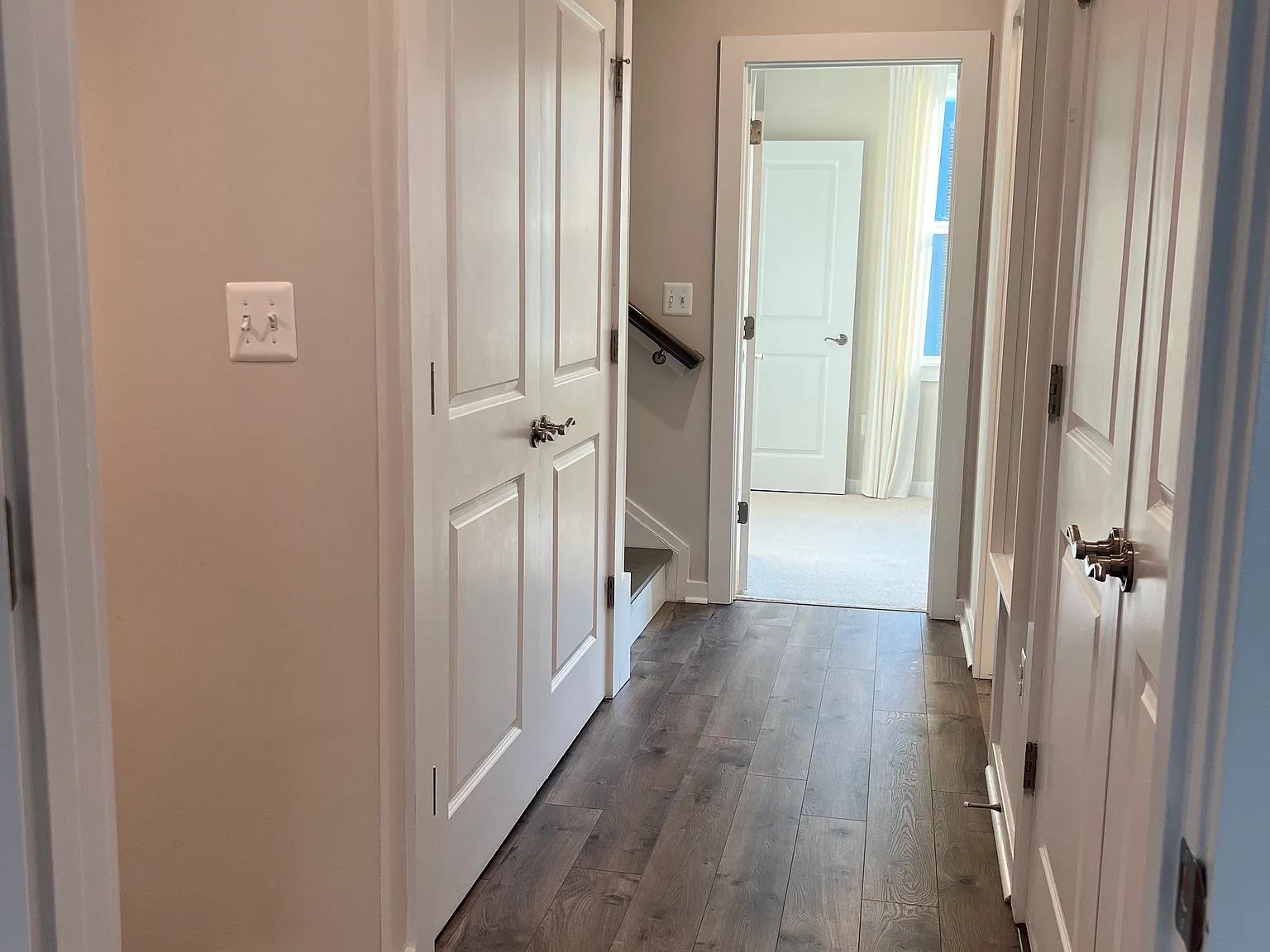 3 bed, 3.5 bath, 2514 sqft, $3,950 — Photo 4