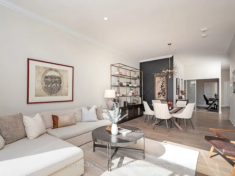 1878 Gordon St #202 — Photo 12