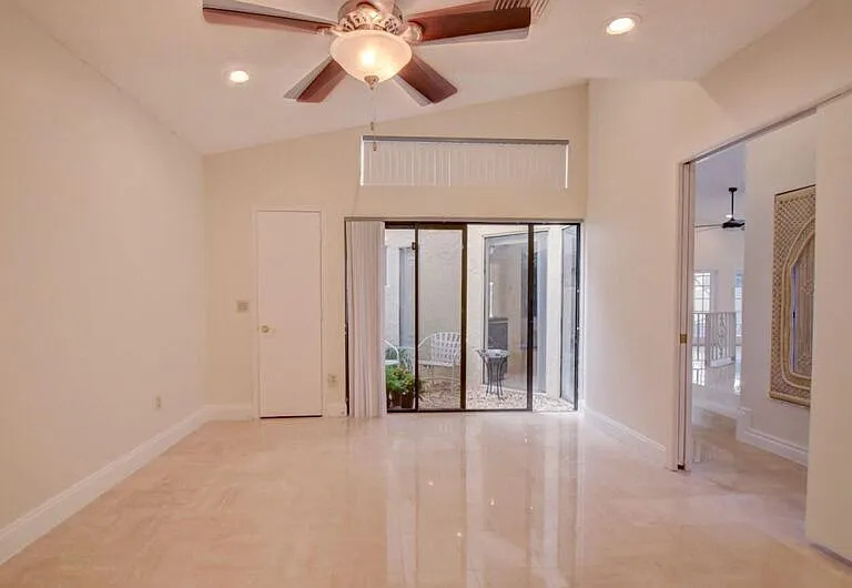 22595 Esplanada Cir W — Photo 42
