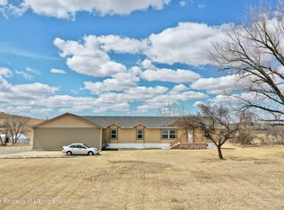 558 2nd Ave, Gladstone, ND 58630