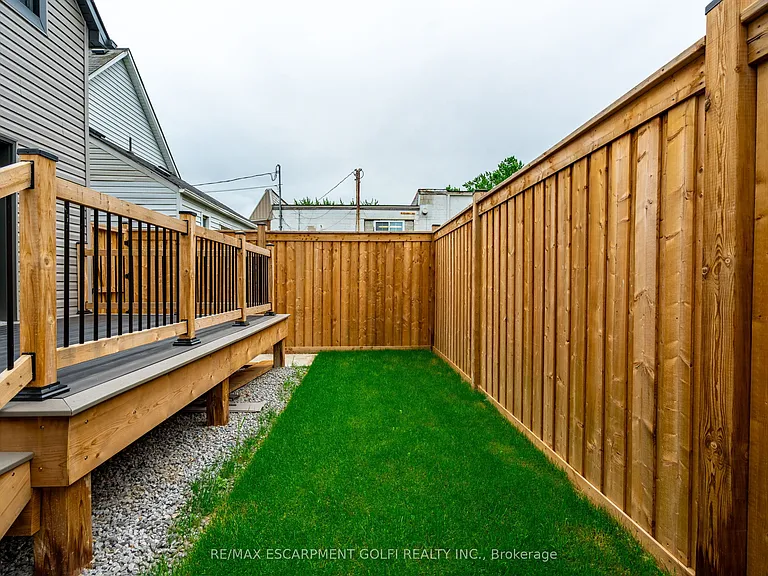4471 1st Ave — Photo 32