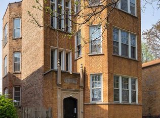 4855 Hull St APT 1, Skokie, IL 60077