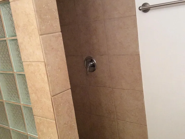 2628 W Augusta Blvd — Photo 21