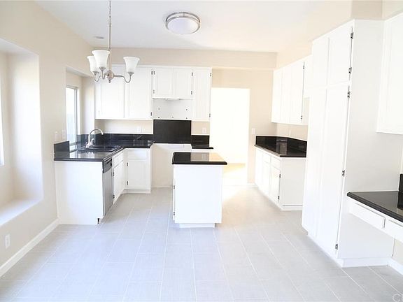 3rd image of 39727 Barbados Dr