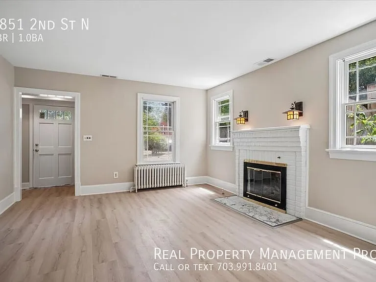 3851 2nd St N — Photo 4