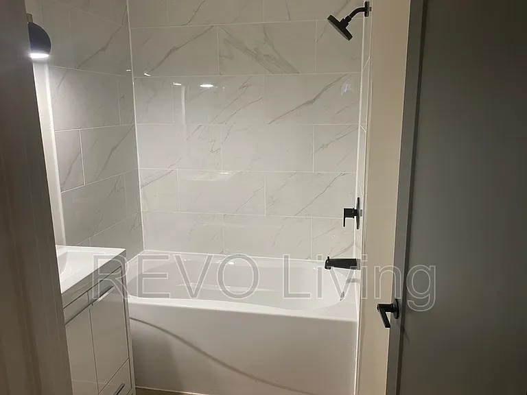 3 Water St #ST7 — Photo 7