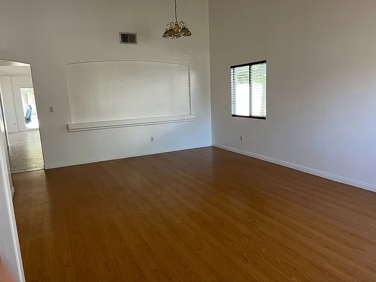 12015 Darlington Ave — Photo 3