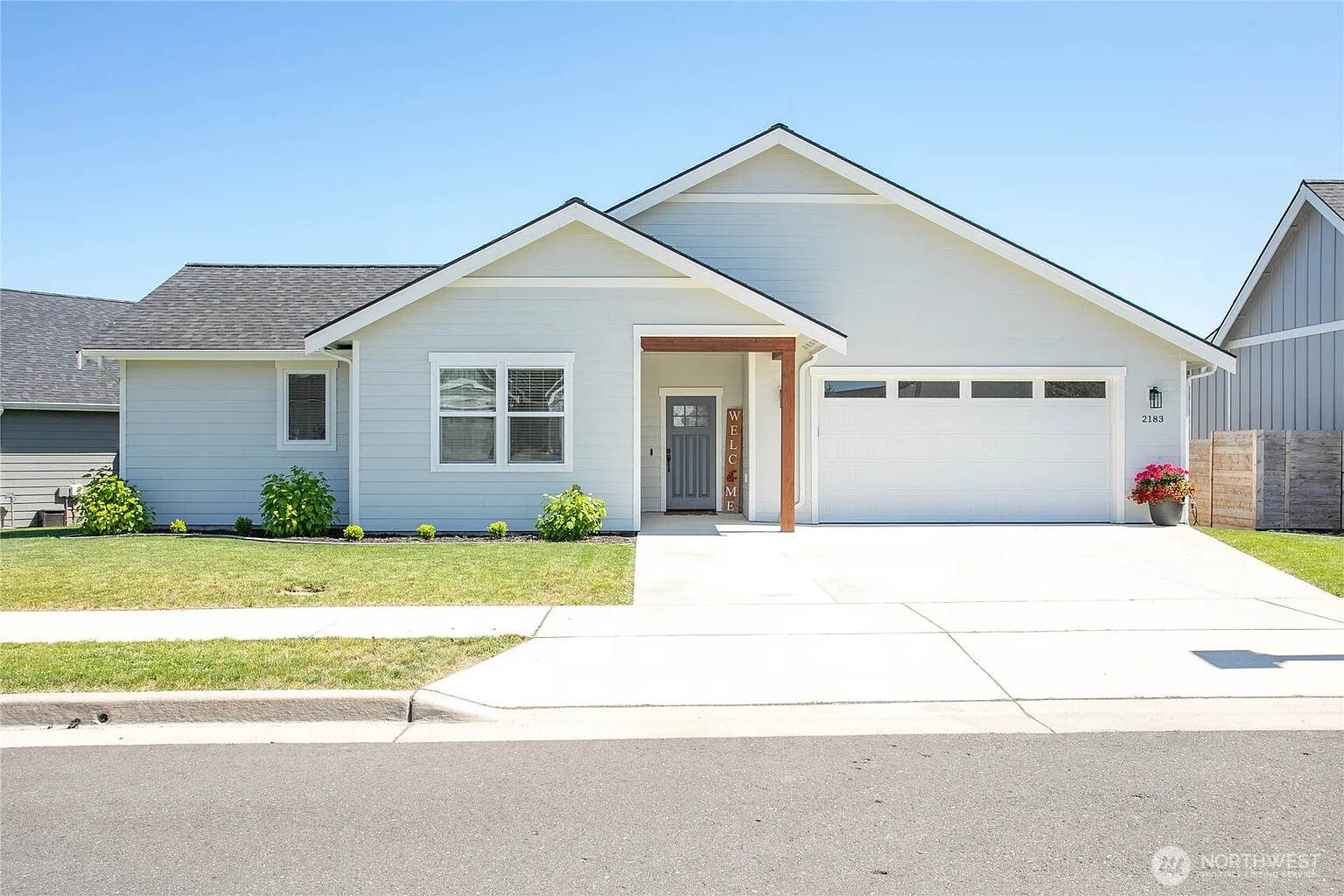 2183 Lagerwey Circle photo 1