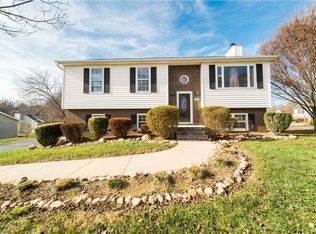 1900 Embark Dr, Kernersville, NC 27284