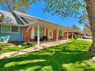 4001 Coventry Ln, Norman, OK 73072