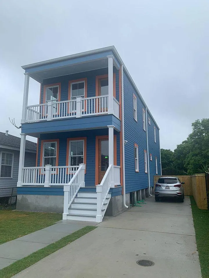 3921 Marais St — Photo 1