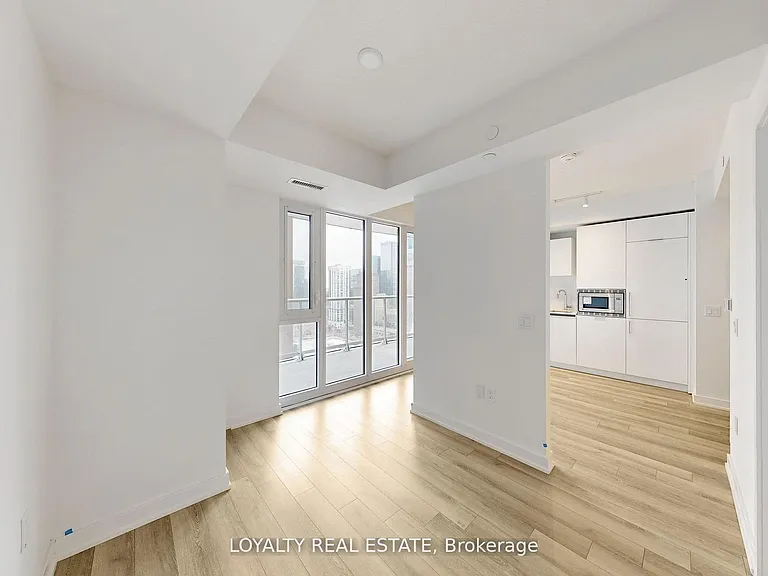230 Simcoe St #2713 — Photo 13