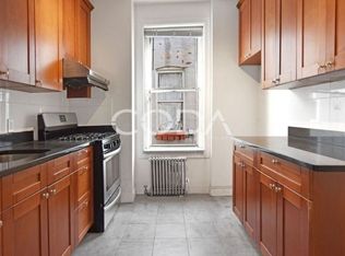 290 Nassau Ave APT 3L, Brooklyn, NY 11222