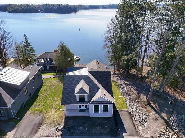 2054 Peninsula Rd #53, Minett, ON P0B 1J0