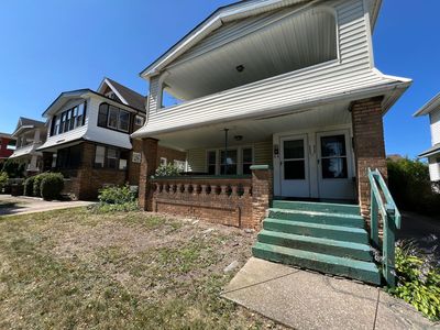 2196 Lewis Dr, Lakewood, OH, 44107