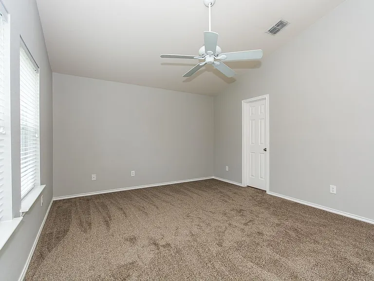 1413 Gordon Dr — Photo 26